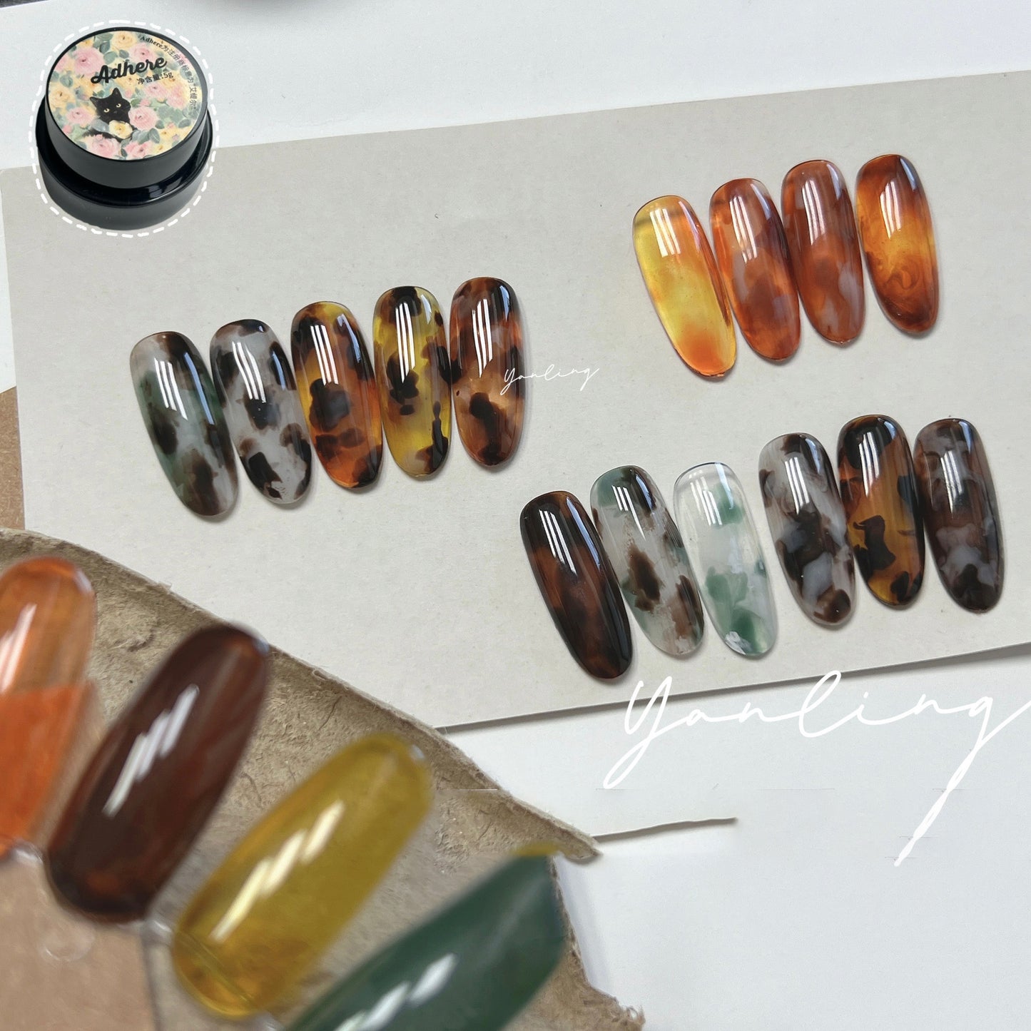 Adhiera la serie Vintage Amber Tortoiseshell | Esmalte de uñas de gel de café marrón semisparente de caramelo ámbar | Elegantes uñas de otoño e invierno